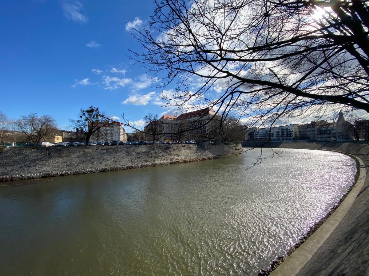 Przytulne Studio W Centrum Miasta Wroclaw Dış mekan fotoğraf